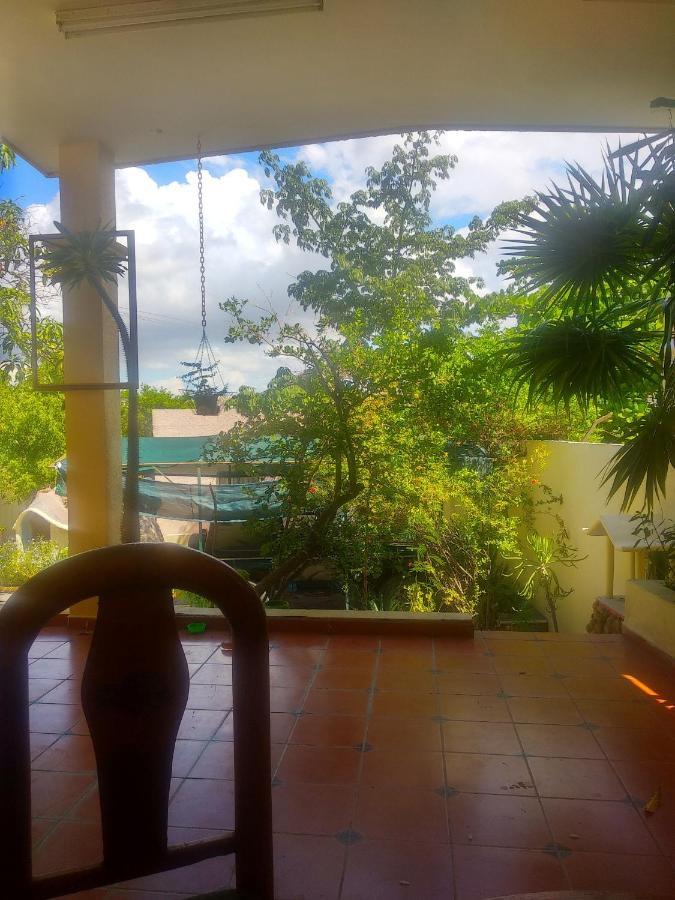 Room In Guest Room - Padrinos Hostal La Paz Full House Bagian luar foto